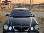 Mercedes E 220-1
