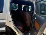 Hummer H3-3