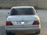 Mercedes E 220-10