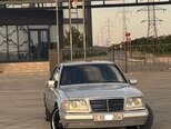 Mercedes E 220-2