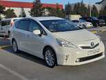 Toyota Prius V-1