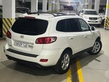Hyundai Santa Fe-5