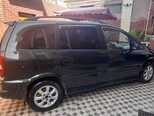 Opel Zafira-4