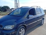Opel Zafira-9