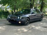Mercedes E 230-3