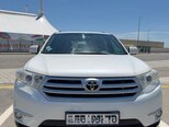 Toyota Highlander-2