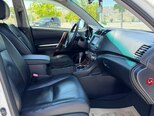 Toyota Highlander-13