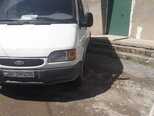 Ford Transit-5