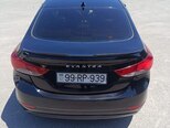 Hyundai Elantra-4