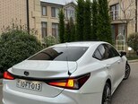 Lexus ES 300h-10