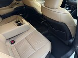 Lexus ES 300h-18