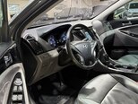Hyundai Sonata-15