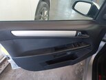 Opel Astra-11