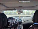 Hyundai Elantra-13