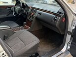 Mercedes E 270-17
