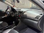 Hyundai Accent-13