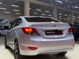Hyundai Accent-9