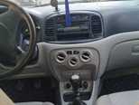 Hyundai Accent-6