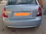 Hyundai Accent-2