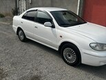 Nissan Sunny-5