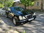 Mercedes E 270-6