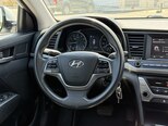 Hyundai Elantra-11