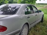 Mercedes E 240-8