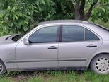 Mercedes E 240-7