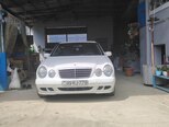 Mercedes E 220-11