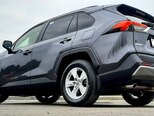 Toyota RAV4-21