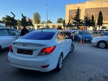 Hyundai Accent-6