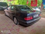Mercedes E 240-14