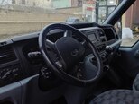 Ford Transit-10