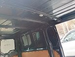 Ford Transit-14