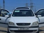 Opel Zafira-1