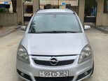 Opel Zafira-1