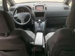 Opel Zafira-8