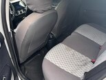 Hyundai i20-12