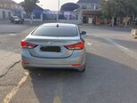 Hyundai Elantra-7