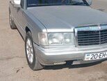 Mercedes 190-2