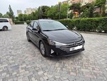 Hyundai Elantra-2