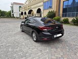 Hyundai Elantra-5
