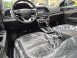 Hyundai Elantra-9