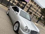 Mercedes E 240-1