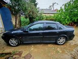 Opel Vectra-11