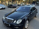 Mercedes E 220-1