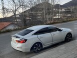 Honda Insight-5