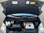 Toyota Prius-18