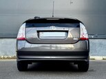 Toyota Prius-13