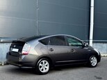 Toyota Prius-9